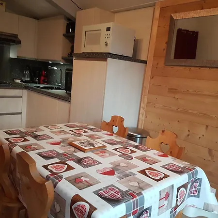 Le Gypaete Apartament
